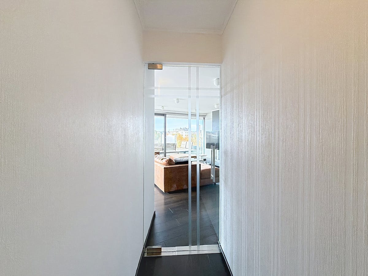 Ruim appartement met 3 slaapkamers te huur in hartje Gent - foto 2