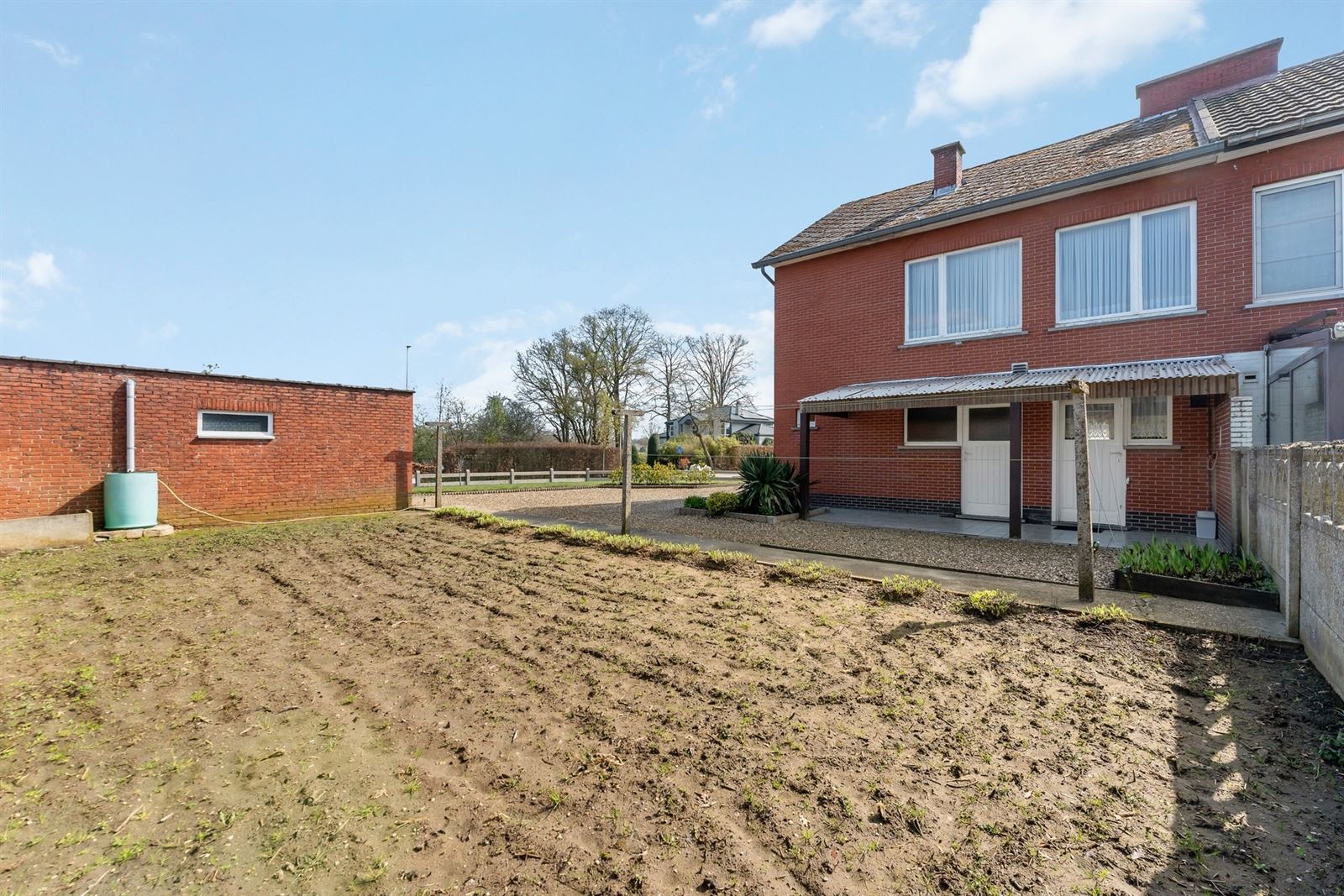 Gezinswoning met 4 slaapkamers! - foto 3