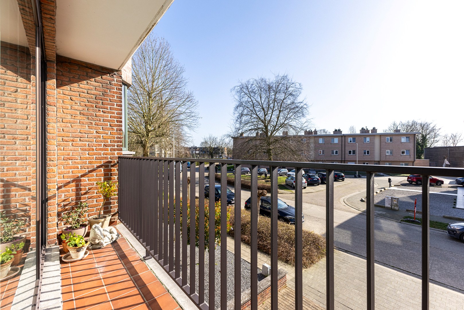 Instapklaar 2-slaapkamer appartement met 2 terrassen en garagebox! - foto 4