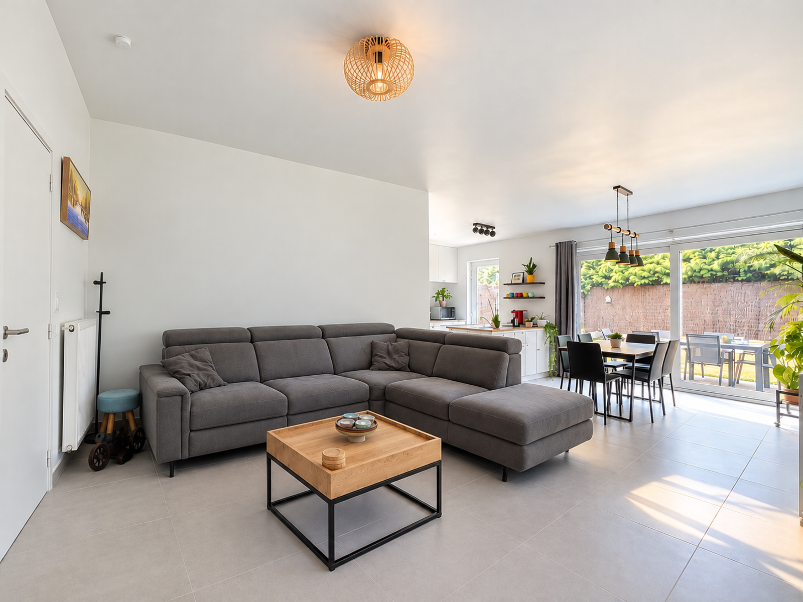Halfopen BEN-woning met 4 slpkrs, garage, oprit en tuin - foto 4