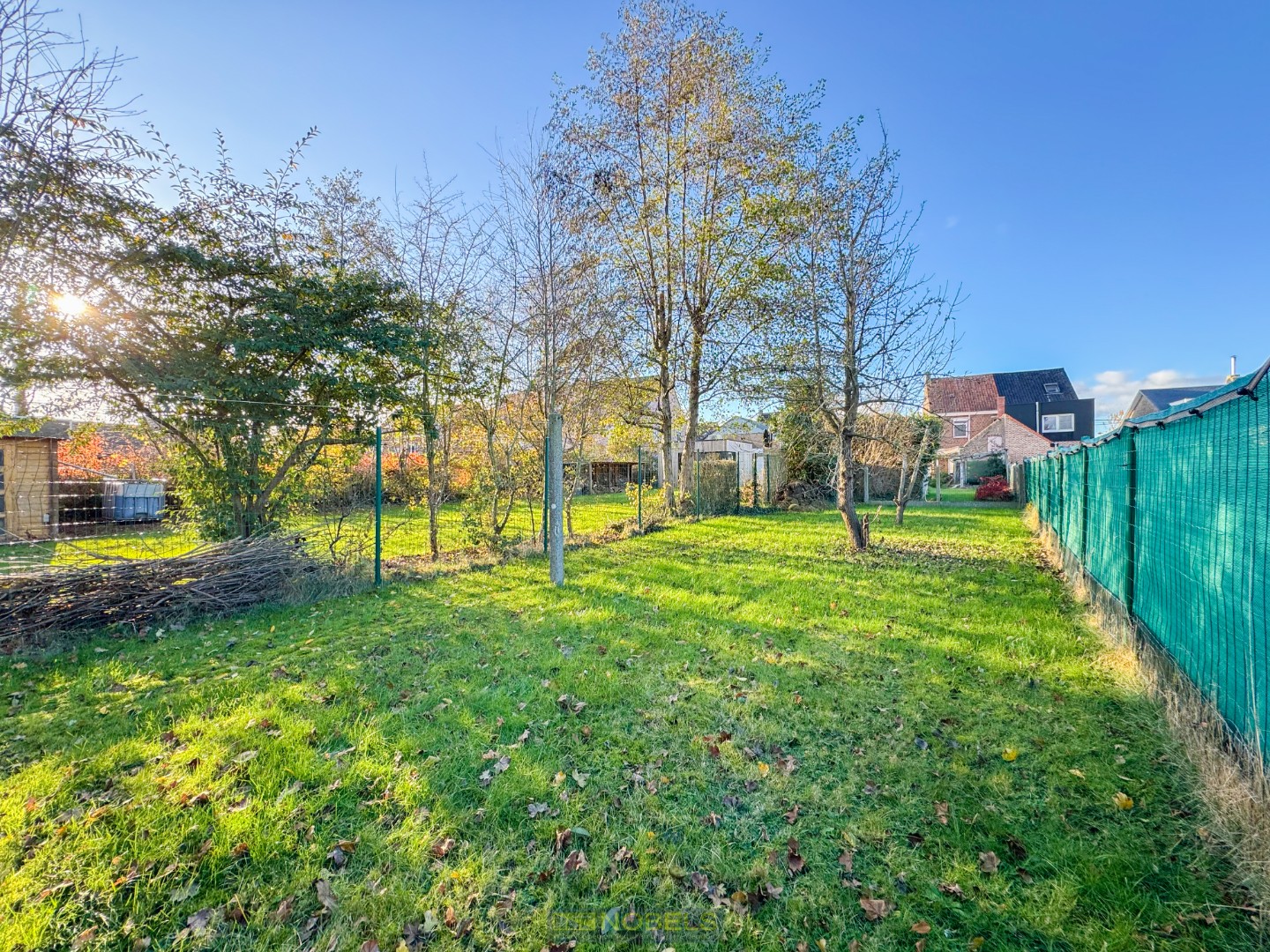 Te koop, Te renoveren halfopen bebouwing met diepe tuin op rustige ligging te Oudenaarde! - foto 3