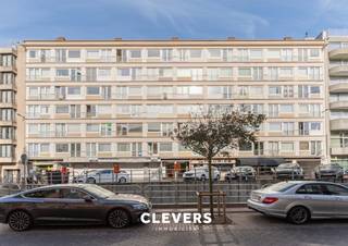 Gelegen op de prachtige Zeedijk van Blankenberge, vindt u dit ruim handelsgelijkvloers.Dit pand is multifunctioneel en kan dienst doen als kantoor,...