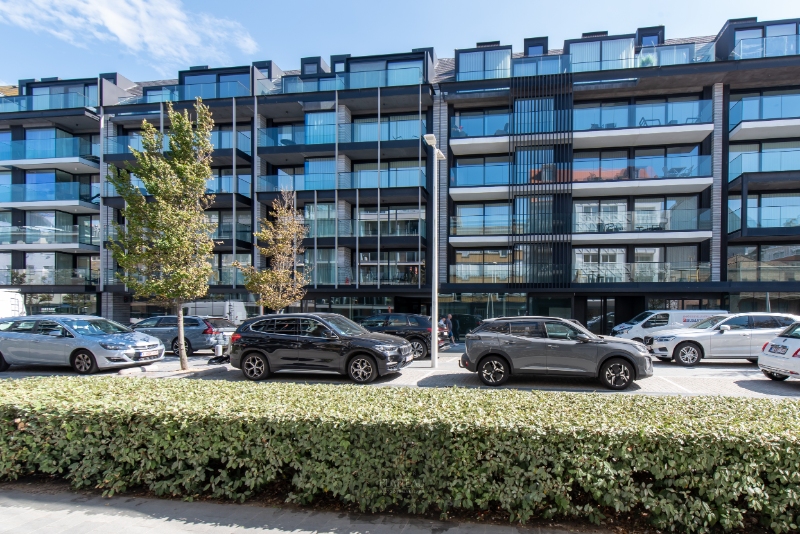 Ready-to-move-in, recently built luxury duplex apartment with 2 terraces in the Lectus IX residence. - photo 1