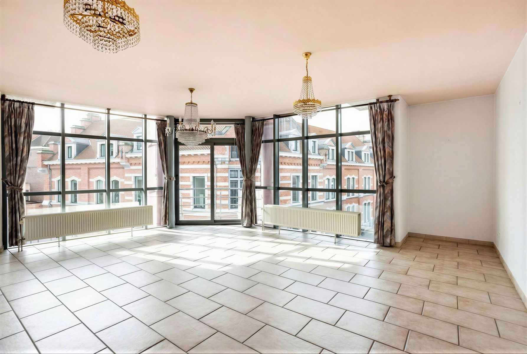 Ruim appartement met EPC-score B in het stadscentrum! - foto 5