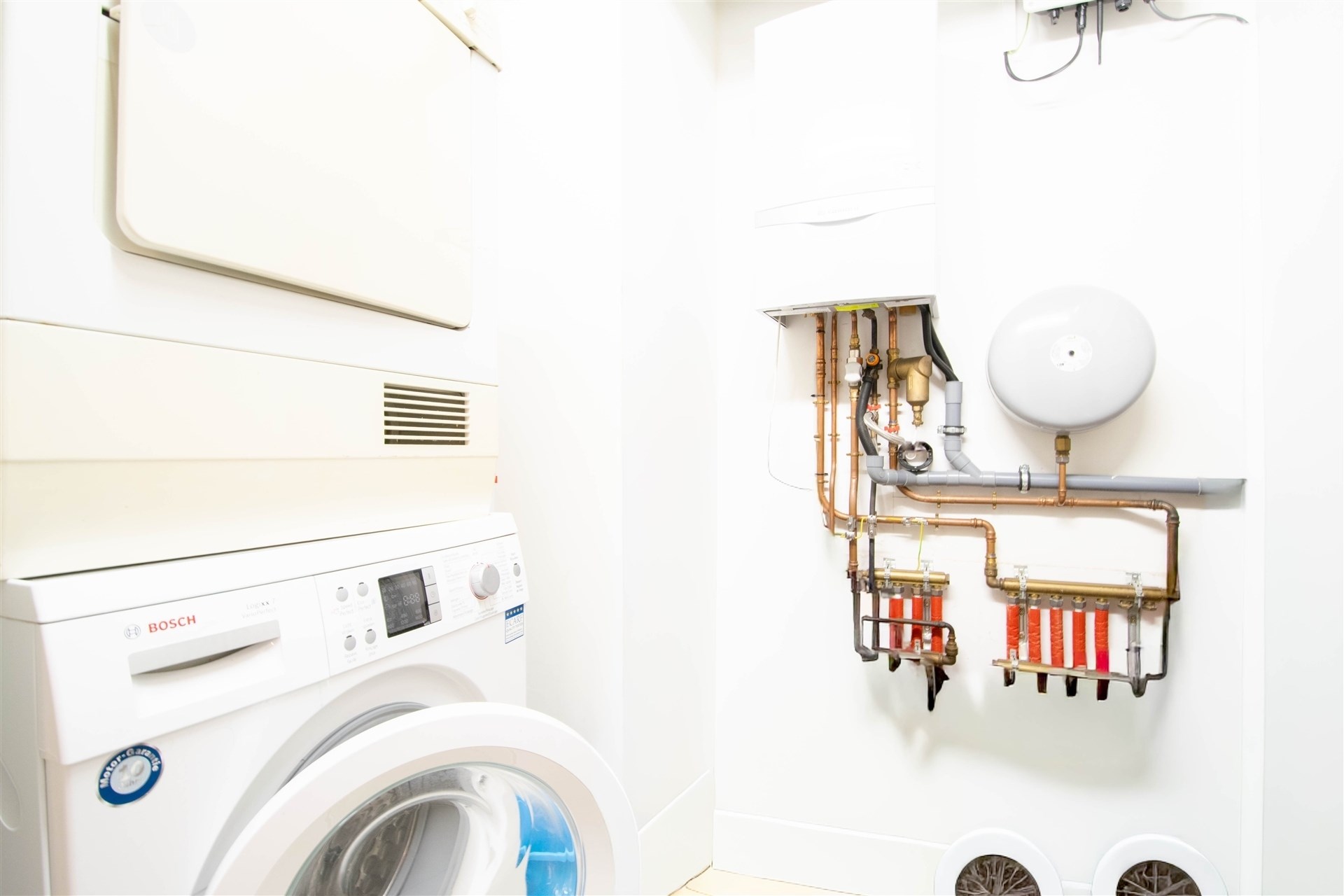 Uitstekend gelegen 2 slaapkamer appartement in het centrum! - foto 5