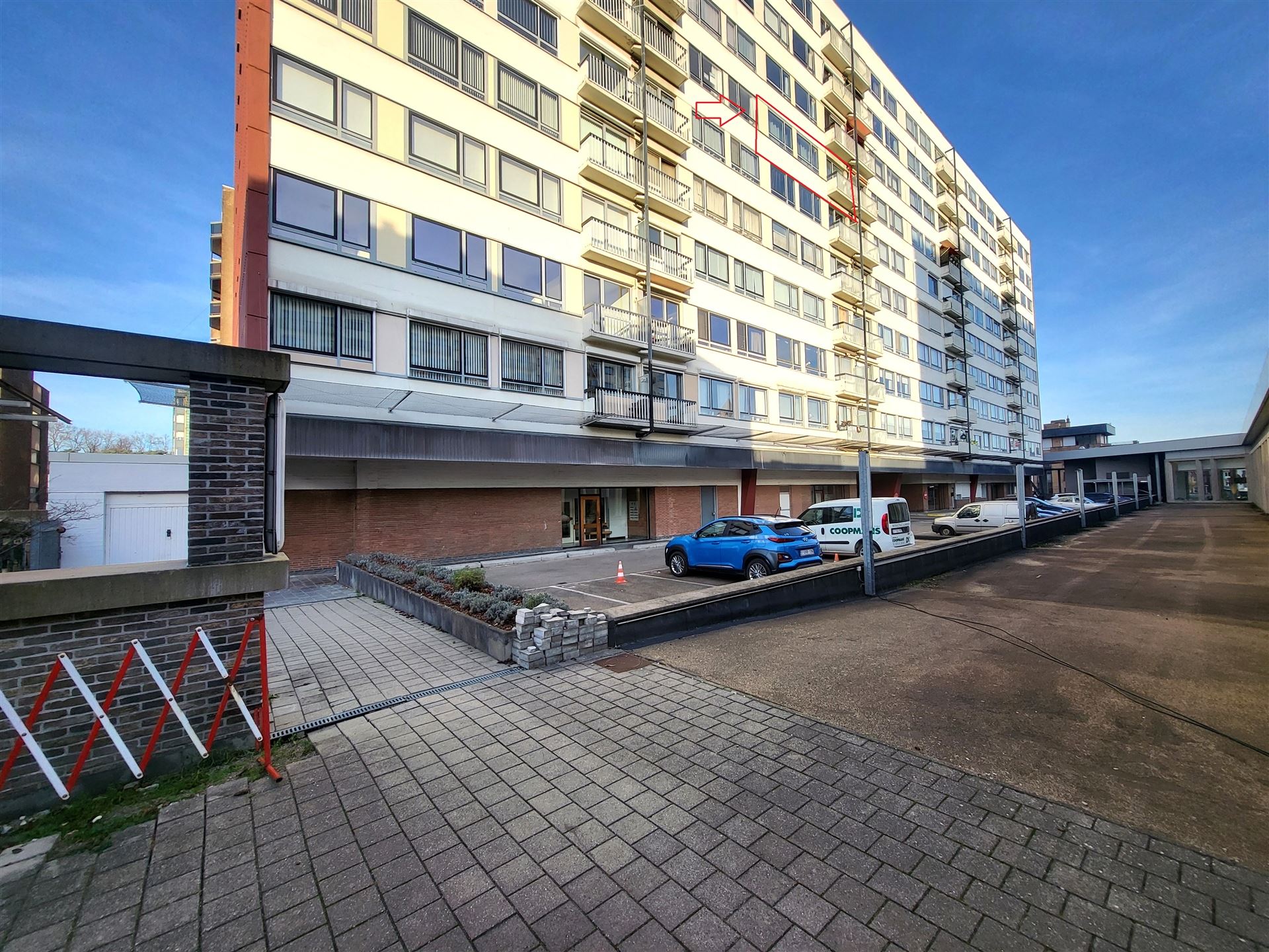 Appartement à vendre à Genk avec 3 chambres - photo 2