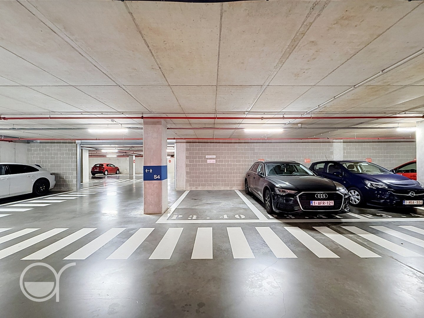 Ondergrondse parkeerplaats op uitstekende locatie nabij centrum Gent - foto 1