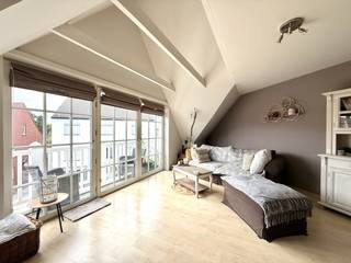 Ontdek dit prachtige en energiezuinige duplexappartement (EPC B) te Desselgem. Centraal gelegen luxueus appartement met lift, gezellig terras  met...