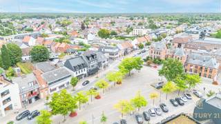 INSTAPKLARE HANDELSRUIMTE IN HET BRUISENDE HART VAN OUD-TURNHOUTLocatie, locatie en… locatie!Bent u op zoek naar een commerciële ruimte met maximale...