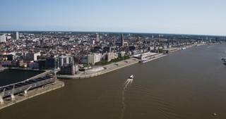 R!VERT, verwijzend naar de imposante rivier De Schelde enerzijds en naar de groene gevel dat het project zal krijgen anderzijds. Met 21...