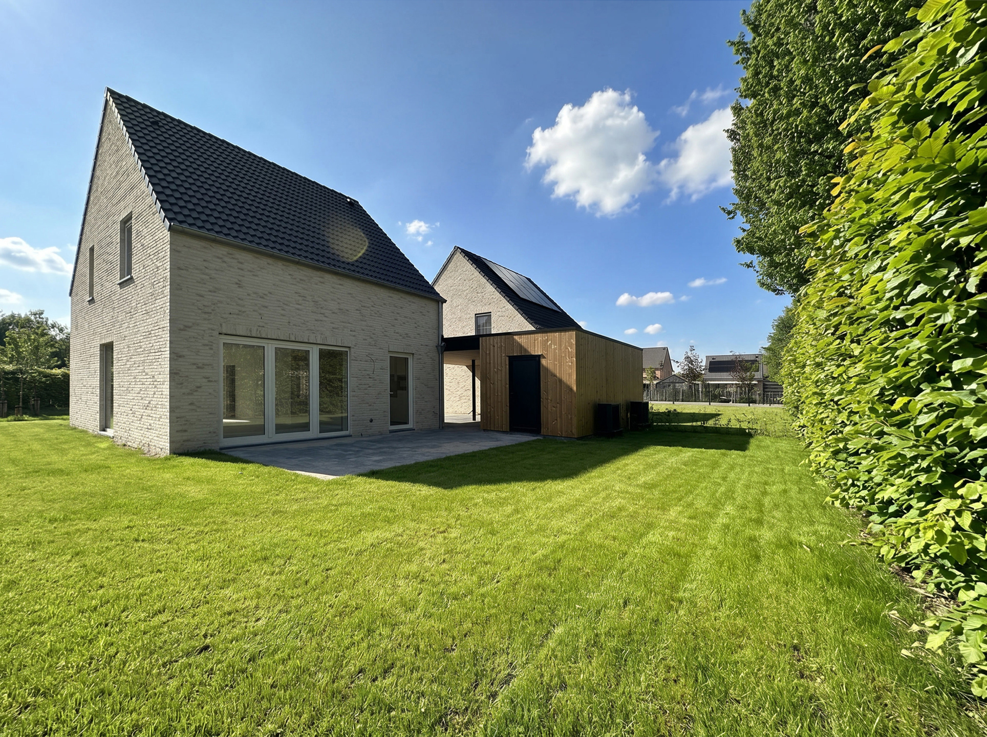 Huis te koop in Zoersel met 3 slaapkamers - foto 2