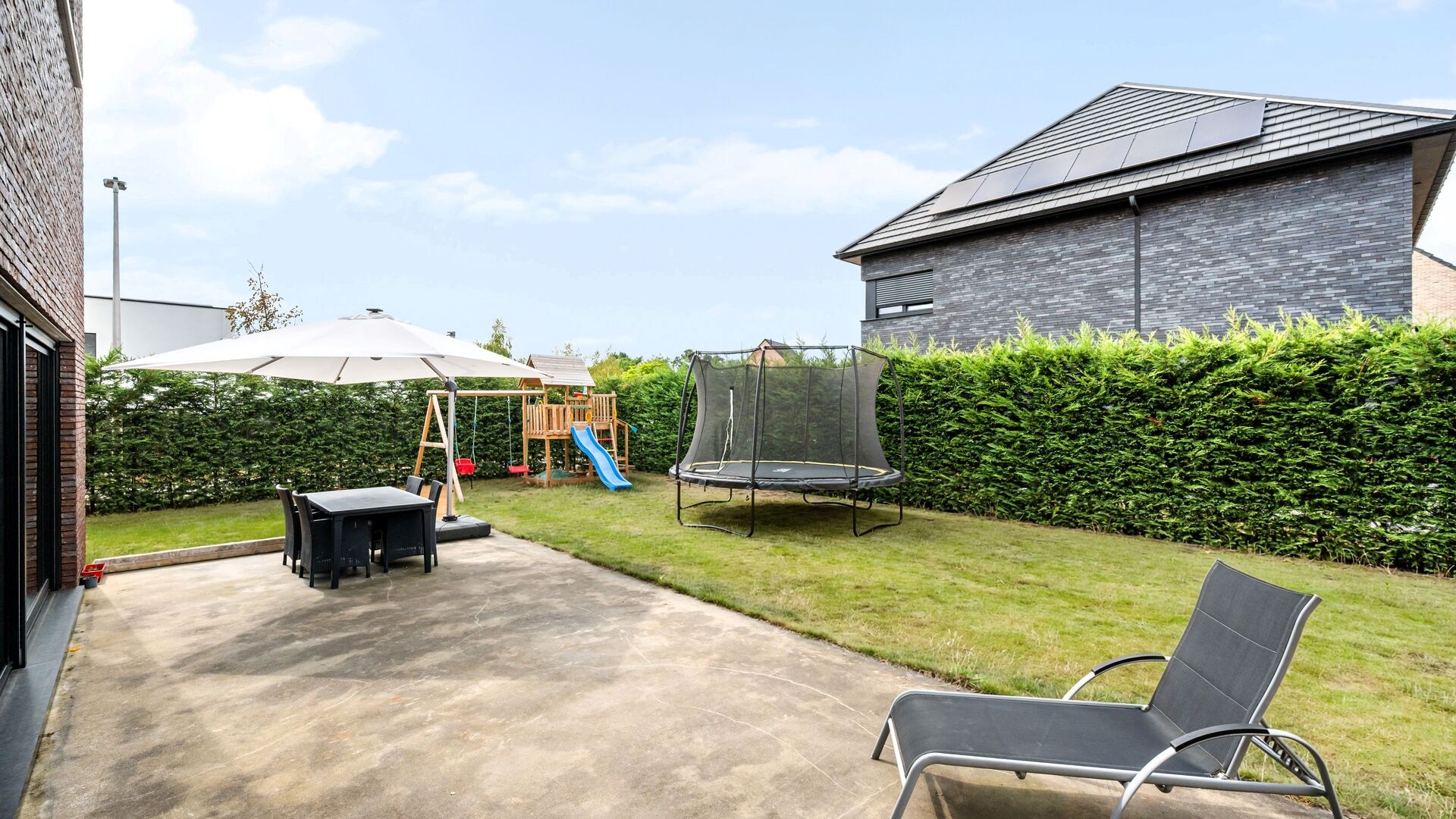 Stylish detached BEN home with 3 bedrooms and integrated garage in Genk - photo 5