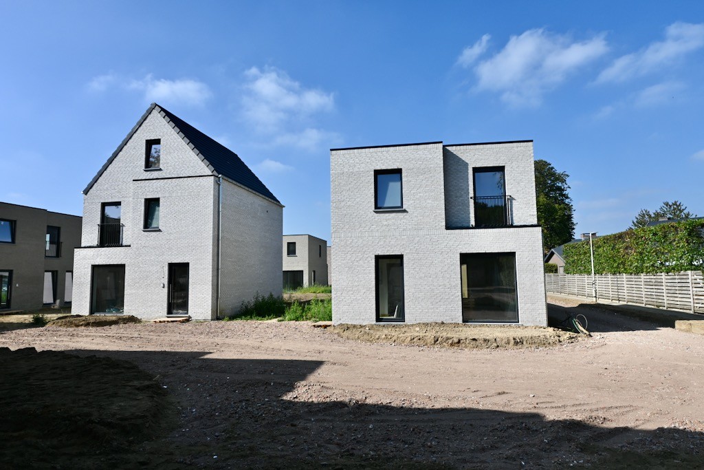 Nieuwbouwwoning in centrum Broechem met 3 slaapkamers ! - foto 3