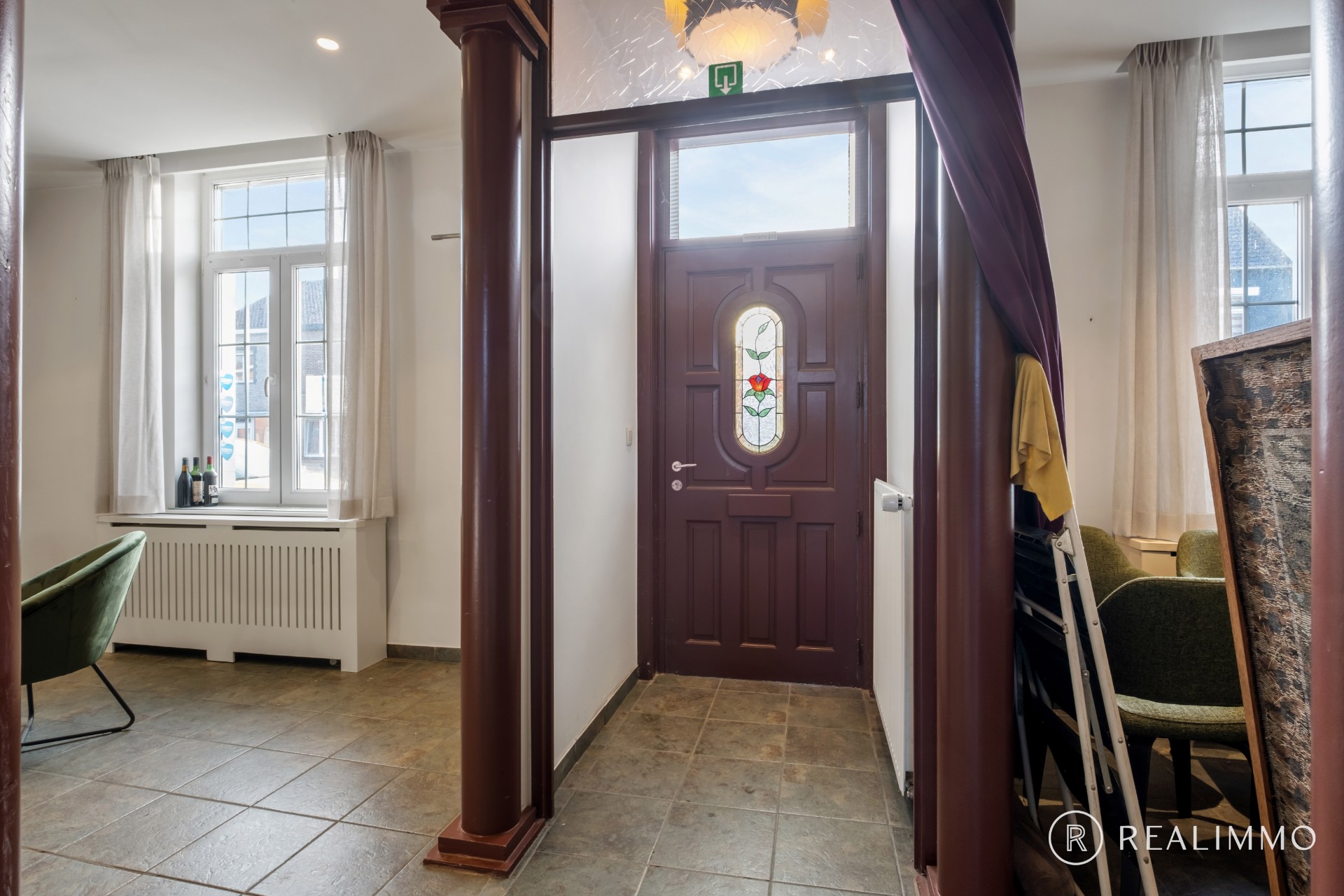 Uniek handelspand met ruim appartement – Gentseweg 556, Waregem (Sint-Eloois-Vijve) - photo 3