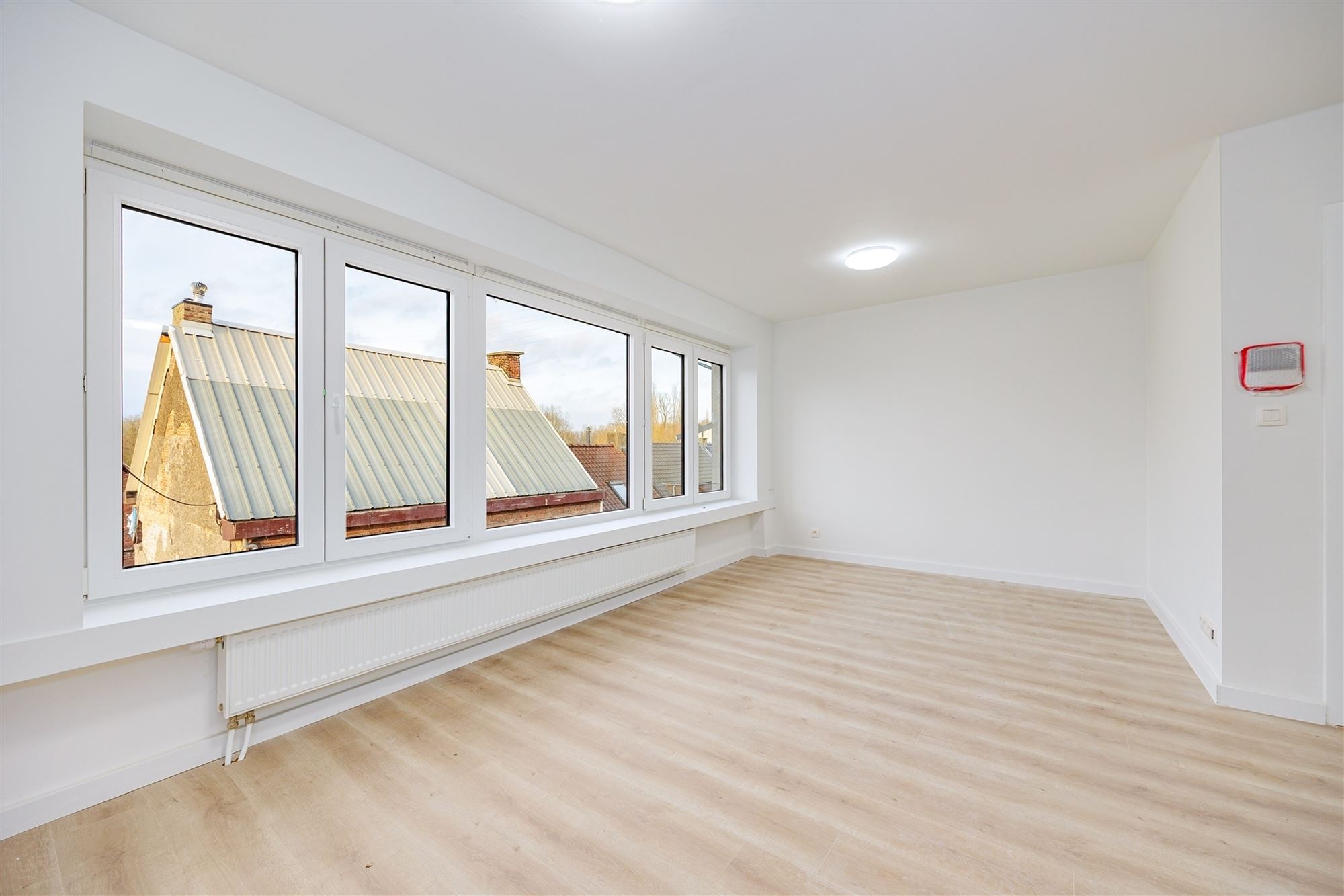 gerenoveerd appartement met terras - foto 4