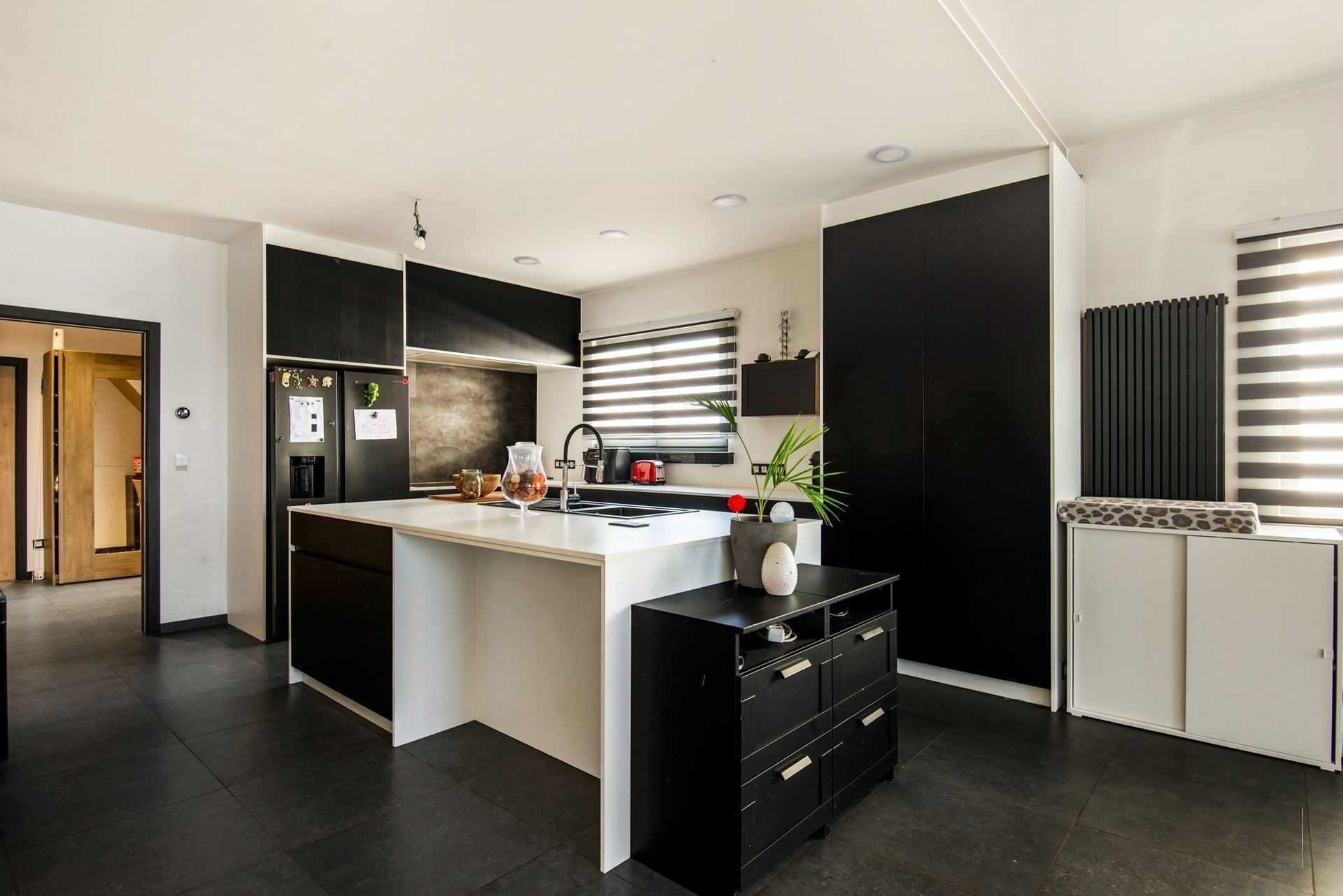 Woning: 4 slk + magazijn - foto 5