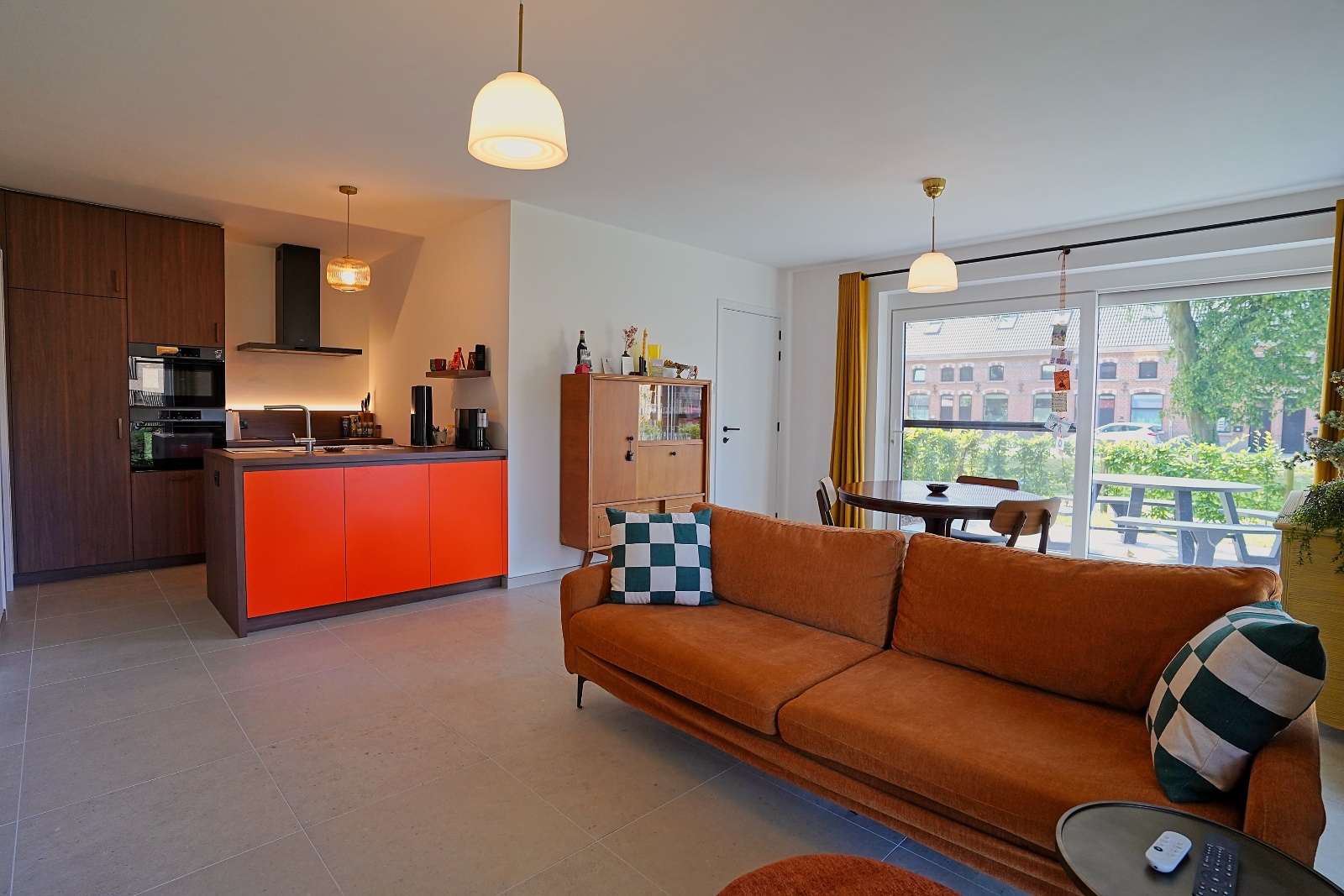 Hoogwaardig afgewerkt lichtrijk nieuwbouwappartement te Lokeren - foto 4