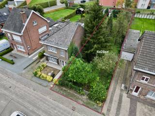 Bouwgrond voor HOB, Rustig gelegen!Deze Moorselse bouwgrond met een totale oppervlakte van 428 vierkante meter, geschikt voor een halfopen bebouwing,...