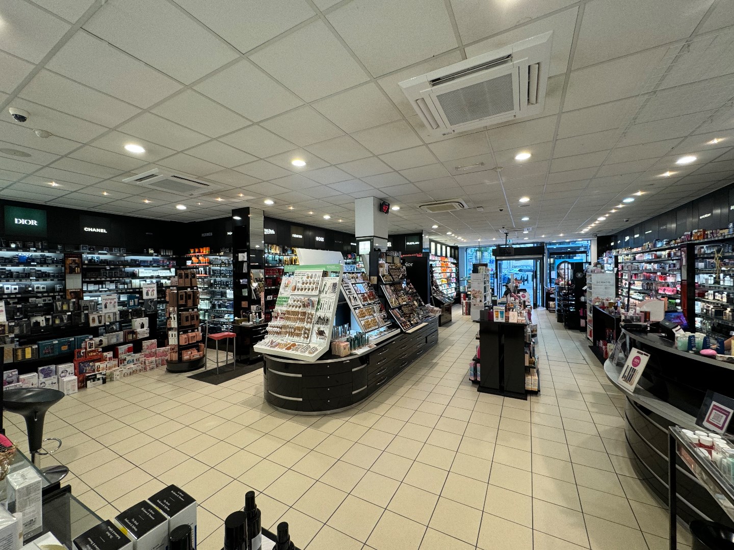 Handelspand te huur op toplocatie in het centrum van Tongeren - foto 4