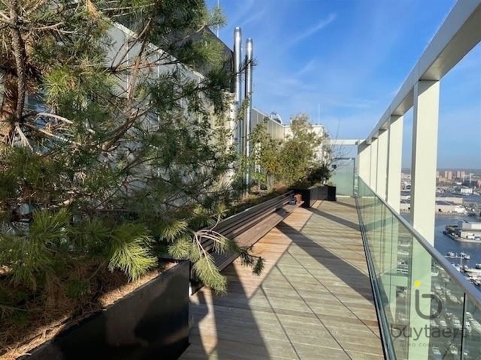 Energiezuinig penthouse met drie slaapkamers en terras! - foto 4