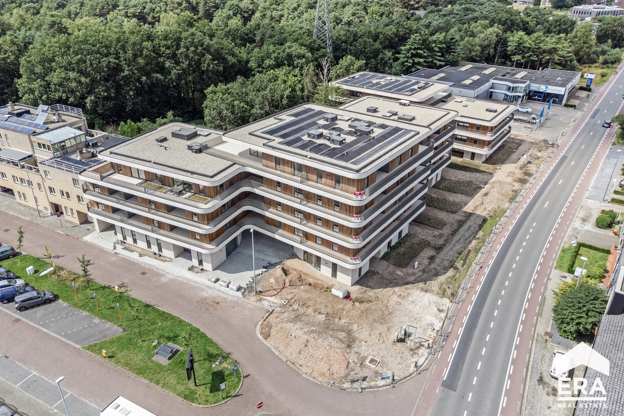Commerciële ruimte op mooie locatie bij het station in het prachtige project Meysterhof te Lommel.