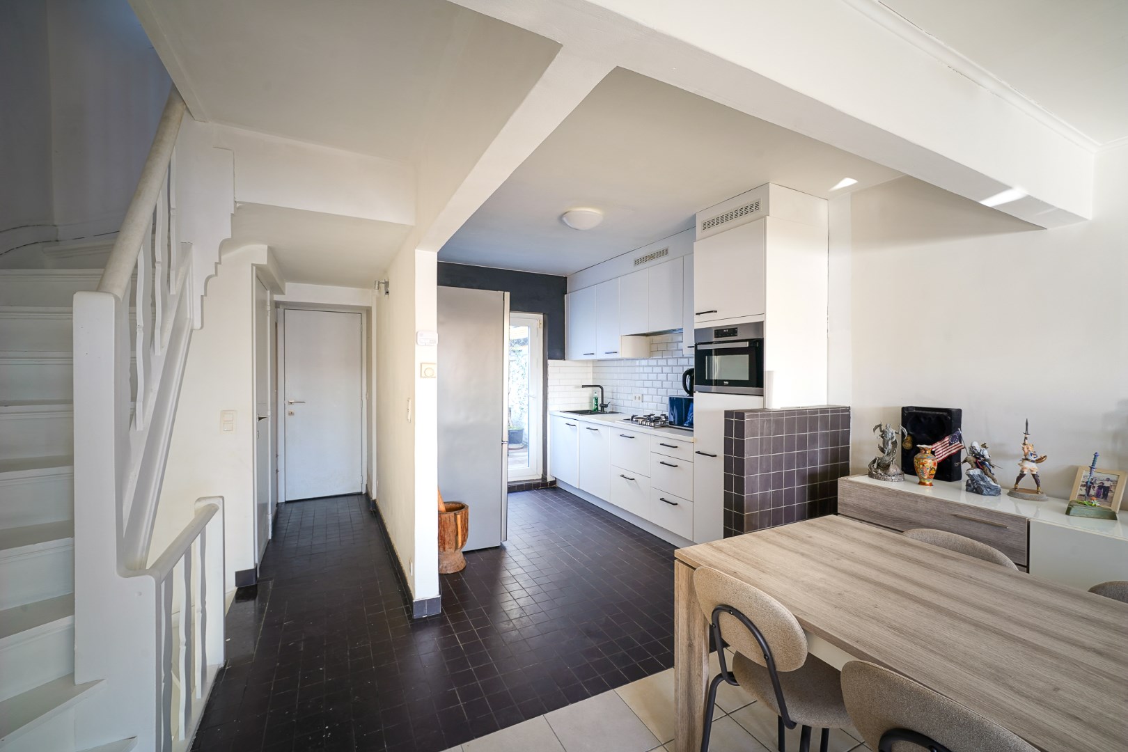 Woning met ruime garage en zicht op de vaart in Bredene - foto 5