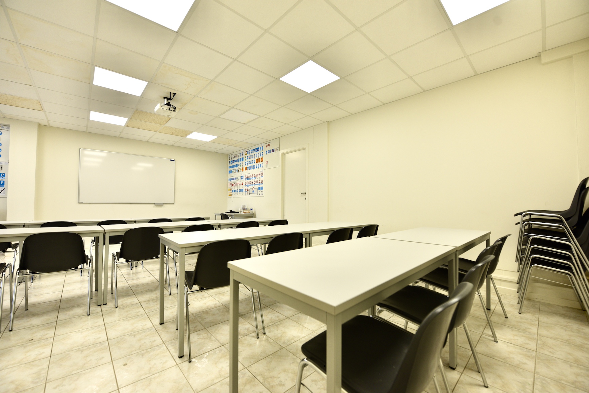 Handelspand op commerciële topligging met tal van mogelijkheden - 199.000 EUR  - foto 4