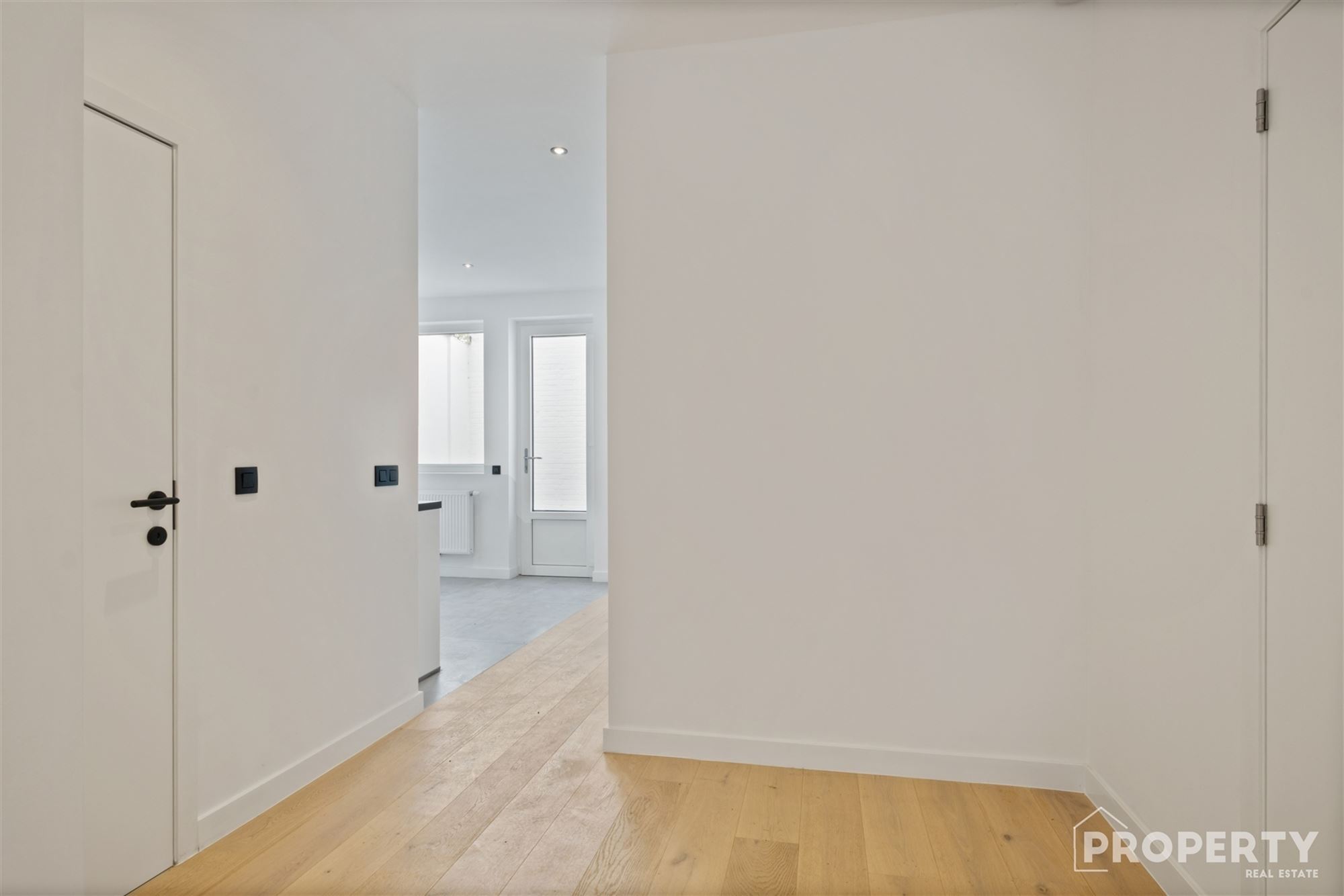 Energiezuinig gelijkvloers-appartement met garage - foto 3