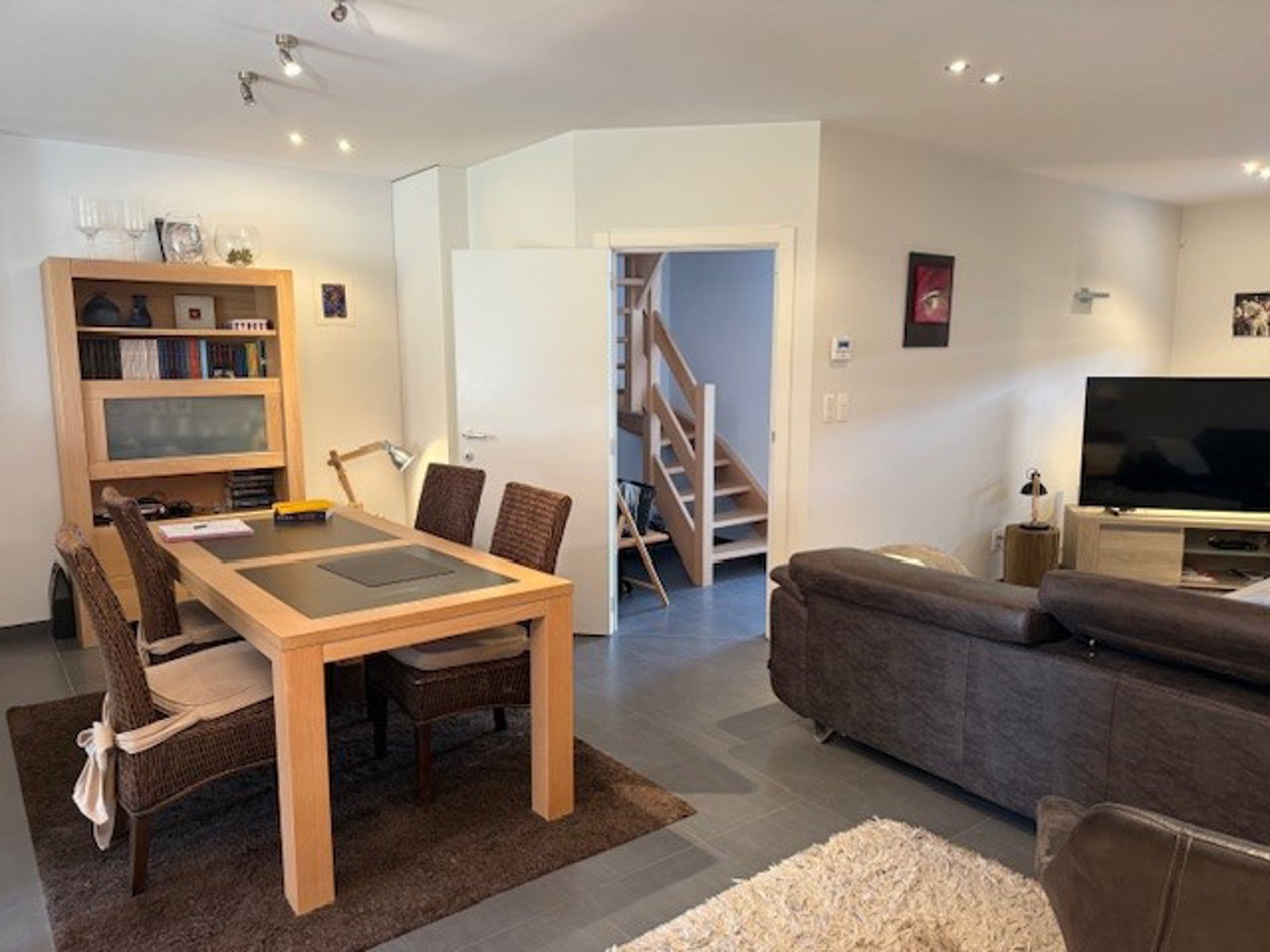 Gezellige en moderne woning met 3 slaapkamers en tuin   - foto 5