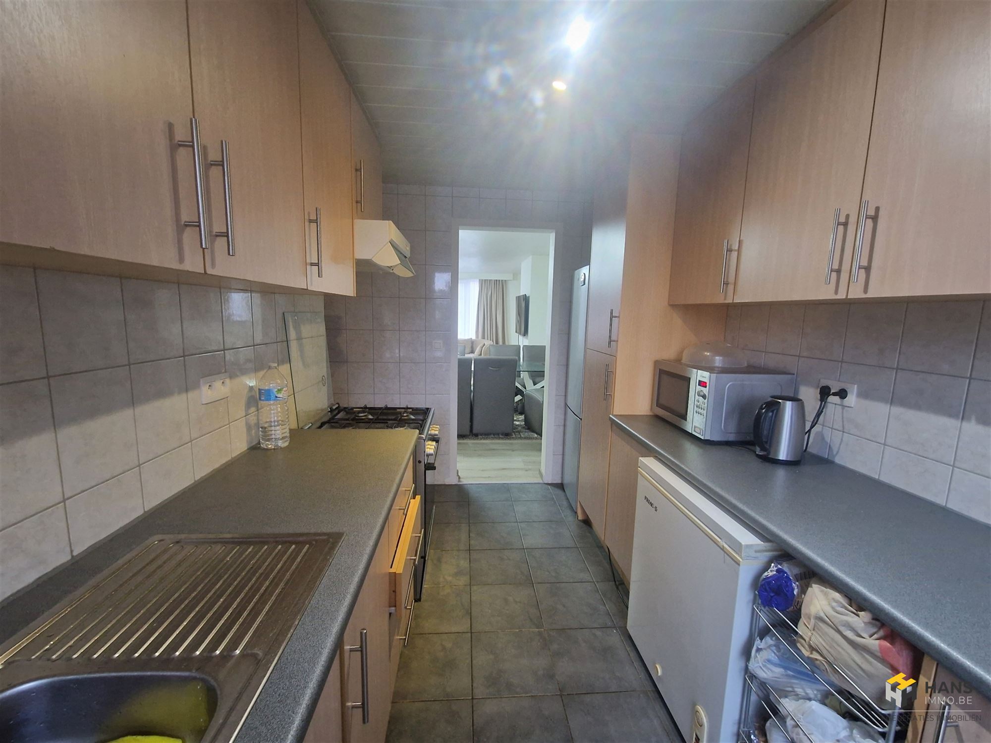 Lichtrijk 3 slaapkamer appartement van 104m² met terras vlakbij het Rivierenhof. - foto 4