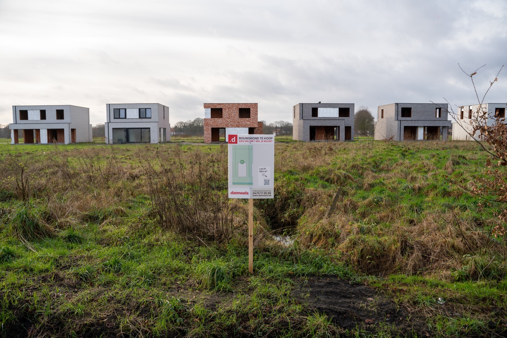 Bouwgronden voor open bebouwing in landelijke omgeving - photo 1