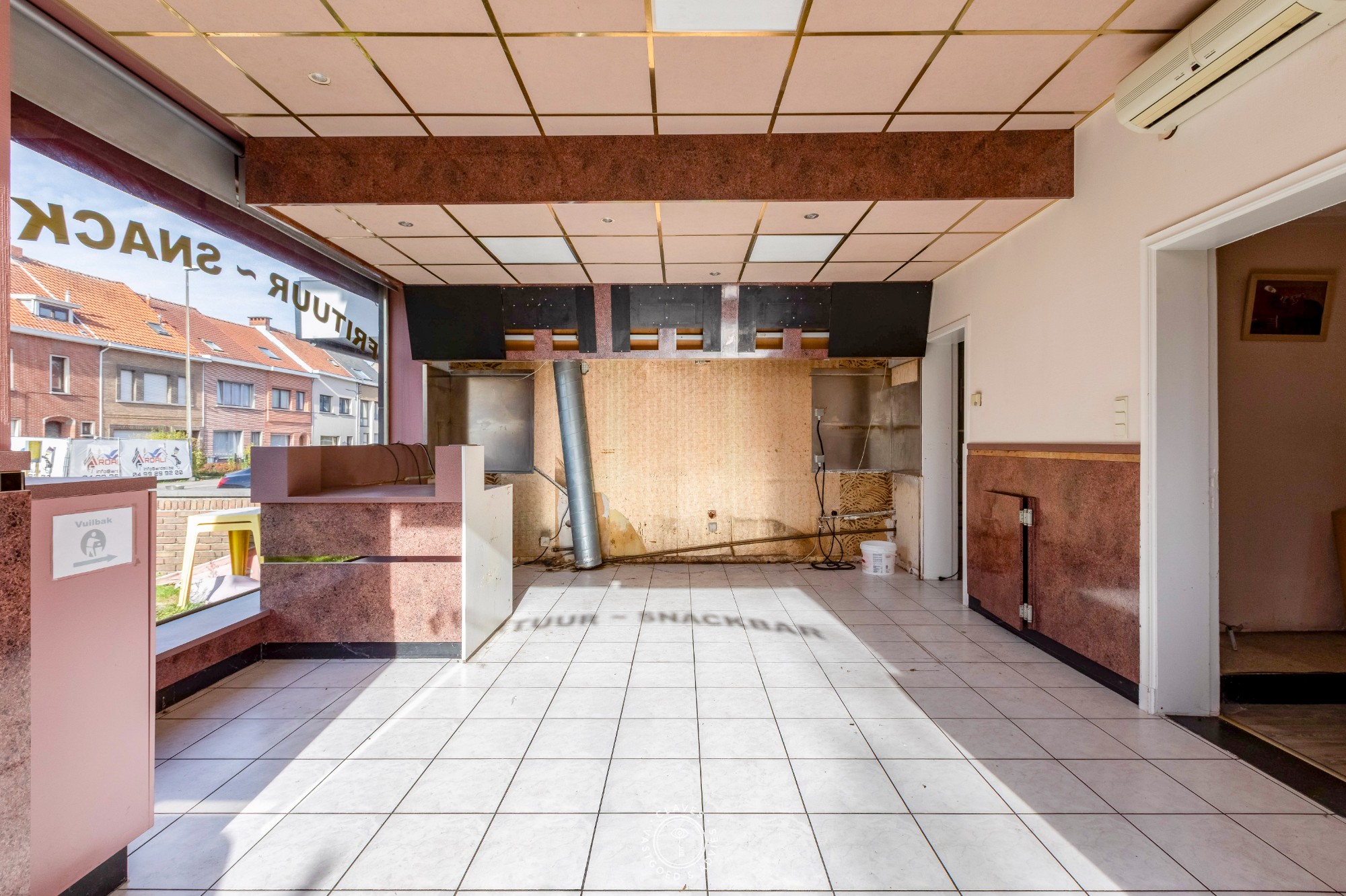 Centraal gelegen handelspand van 221 m² - foto 5