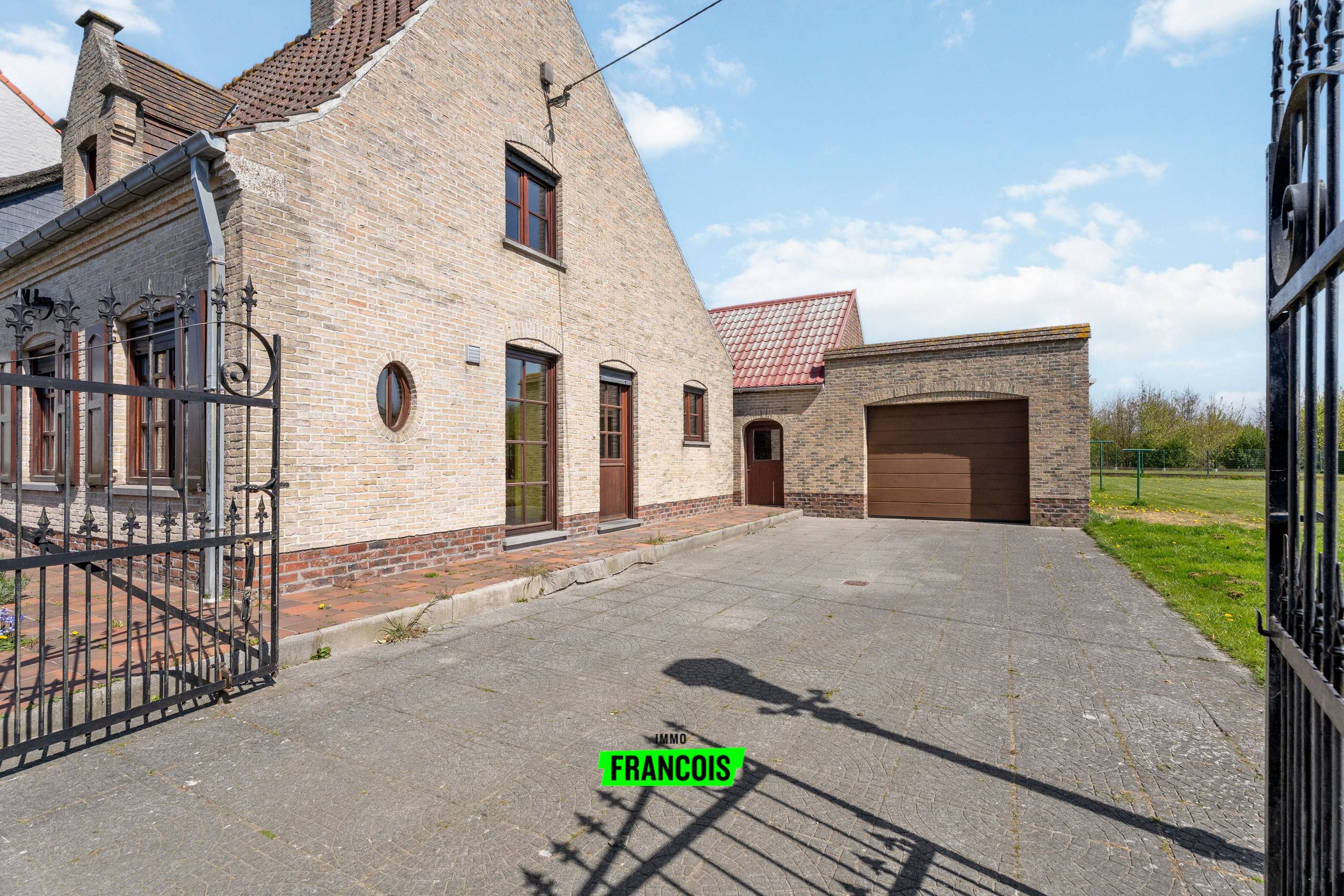 Halfopen bebouwing op 1050m² te Oostvleteren. - foto 3