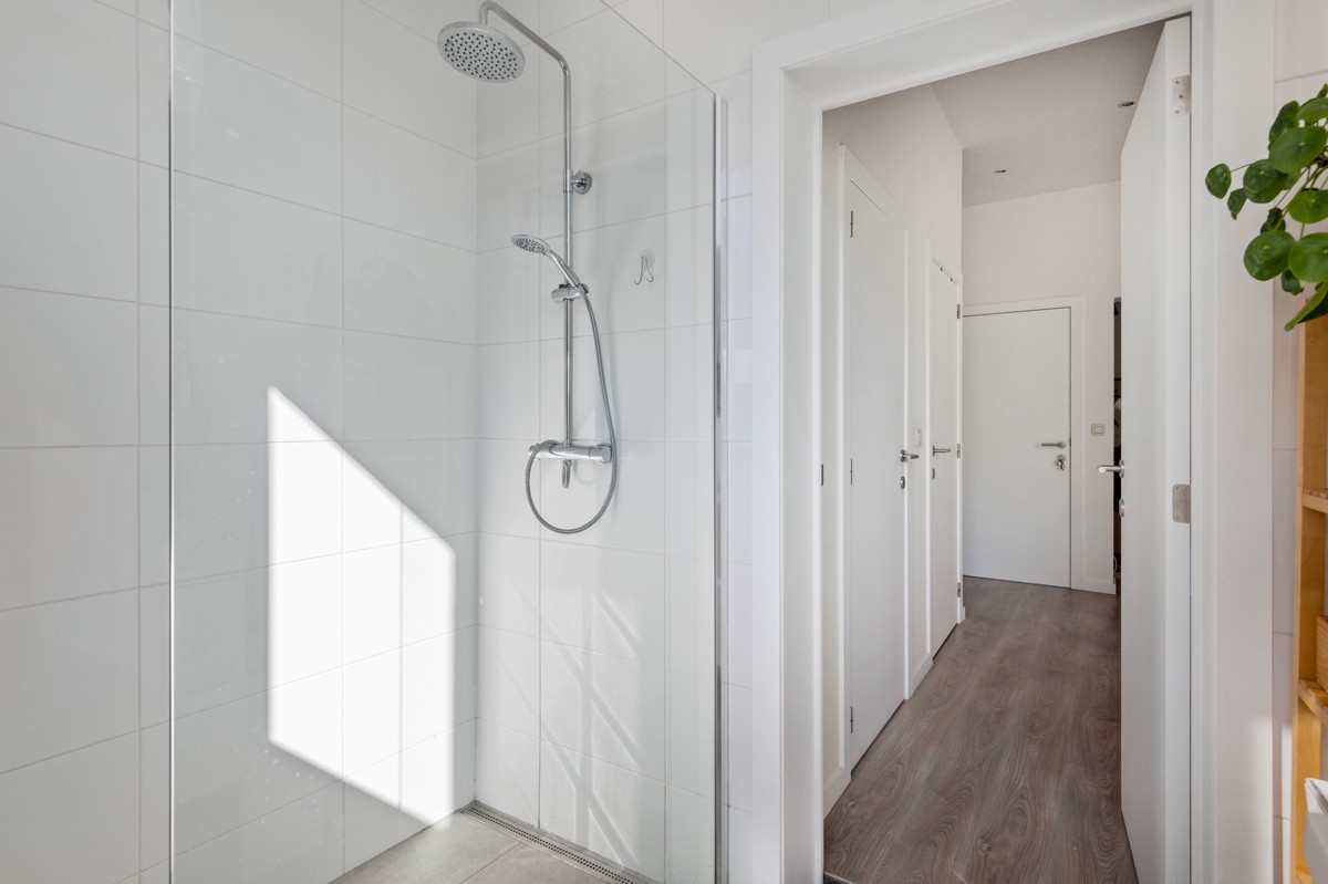 Appartement te koop in Berchem met 2 slaapkamers - foto 5