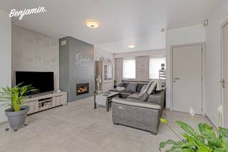 Deze standaard rijwoning in Menen is een prachtige plek om thuis te komen. De woning is gerenoveerd in 2013 en beschikt over een ruime tuin en...