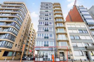 De gekende familiezaak Tea-Room Nominoë komt na 56 jaar en slechts 2 uitbaters te koop.Eigenaars Stefan en Lieve gaan na 41 seizoenen, op de...