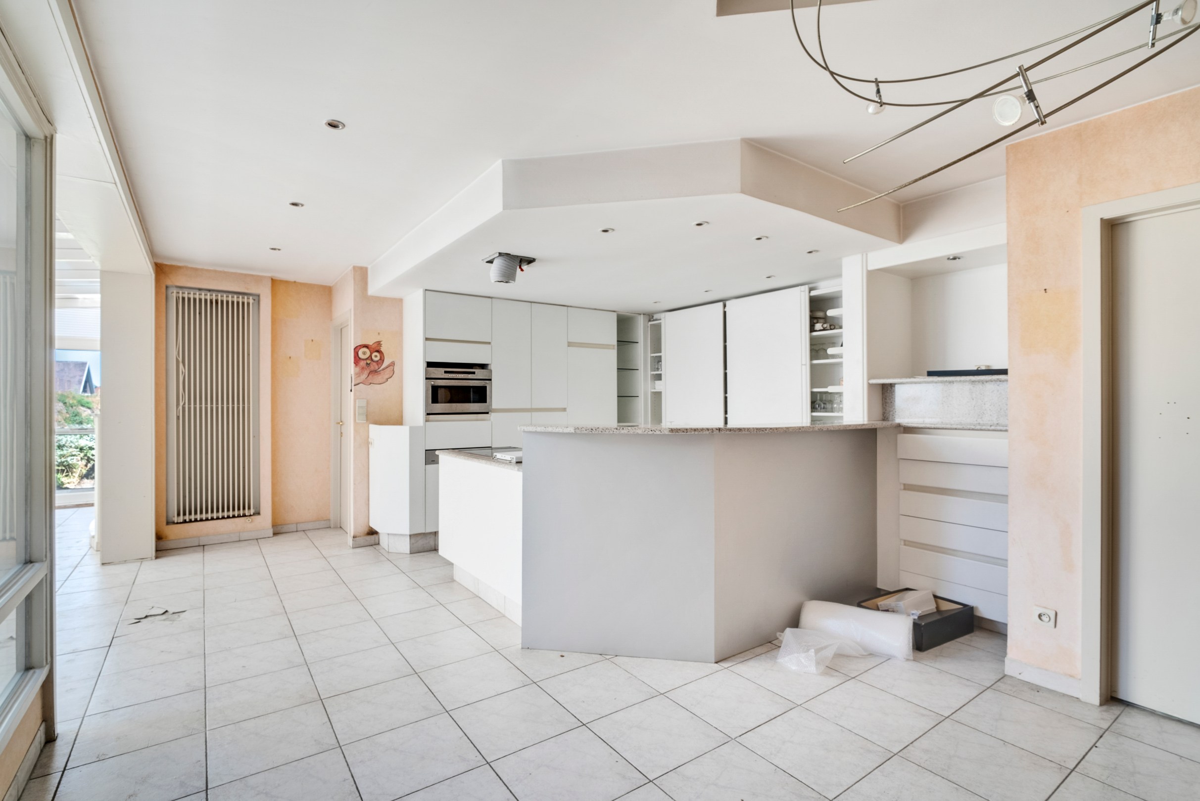 Ruime woning met 4 slaapkamers en dubbele garage nabij centrum Wingene - foto 5