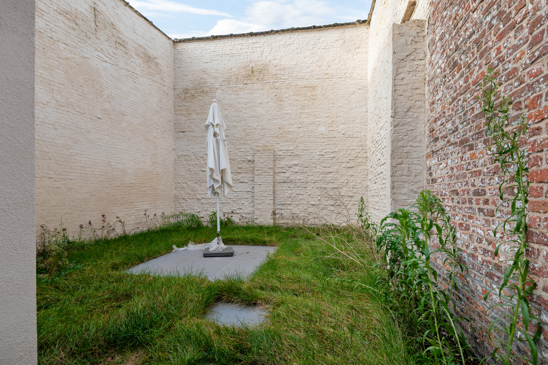 Trendy, gelijkvloers appartement met tuin - foto 4