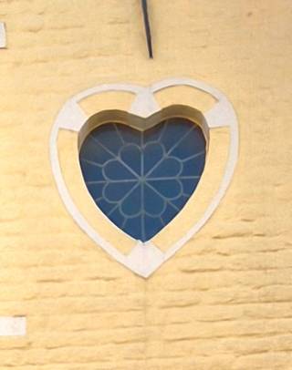 Brugge centrum: Een huis met twee harten! Dit volledig instapklaar huis is een parel in de binnenstad! In de inventaris van bouwkundig...