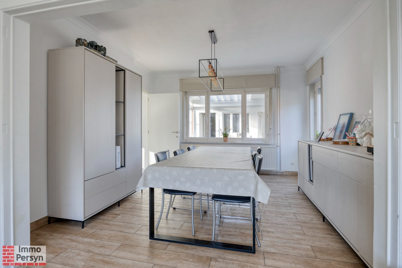 Gezinswoning met lichtrijke orangerie op gegeerde, groene locatie in Scherpenheuvel-Zichem - foto 4