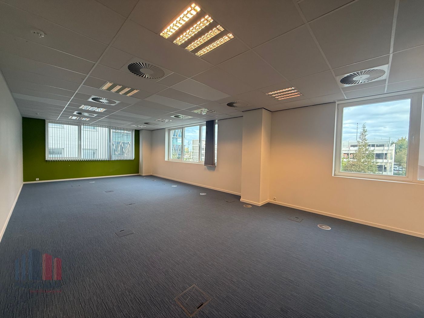 284 m² INSTAPKLARE KANTOREN OP TOPLOCATIE - foto 3