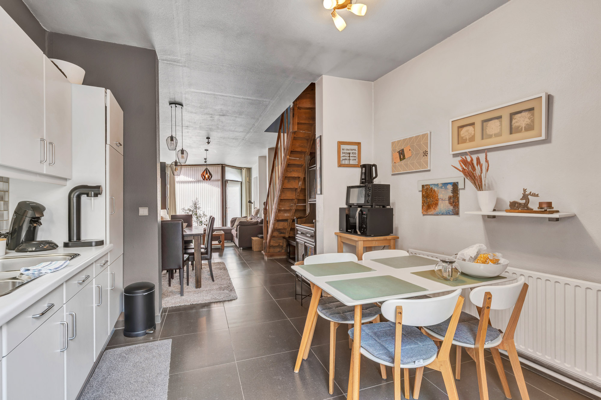 Instapklare woning met terras, buitenberging in het centrum - foto 5