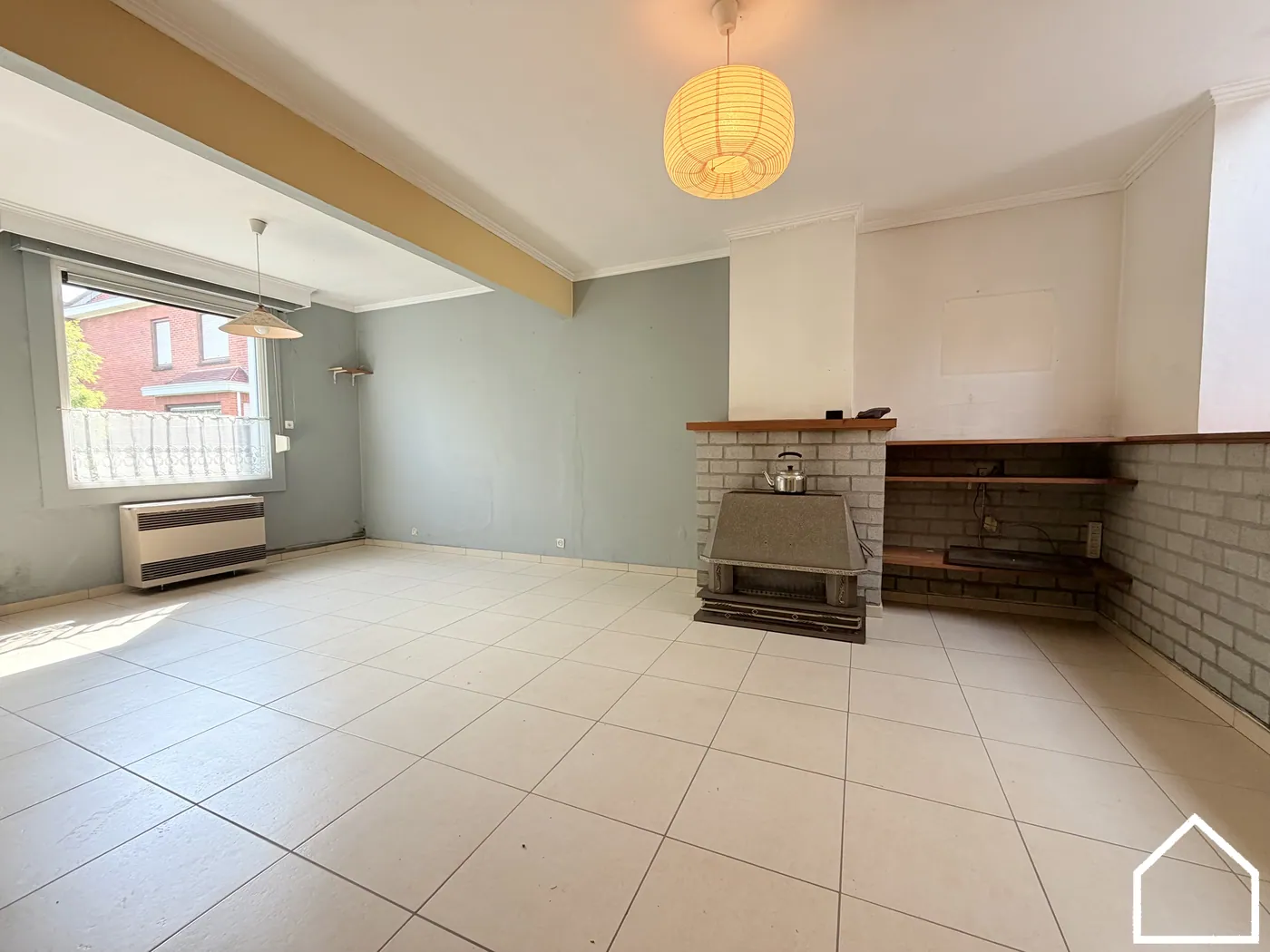 TE RENOVEREN WONING OP EEN LEUKE LOCATIE MET 2-3 SLPKS, GARAGE EN TUIN - foto 5