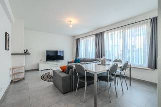 This two-bedroom apartment for sale is located on the ground floor of the well-maintained Residence Schapenstraat in Stene (Ostend). Thanks to...