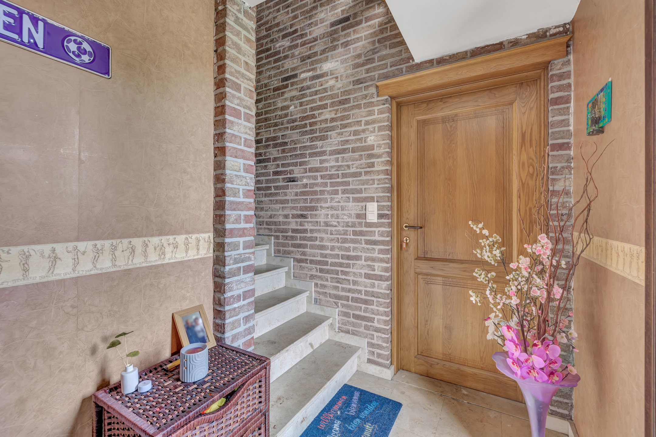 Handelswoning met ruime garage  - foto 5