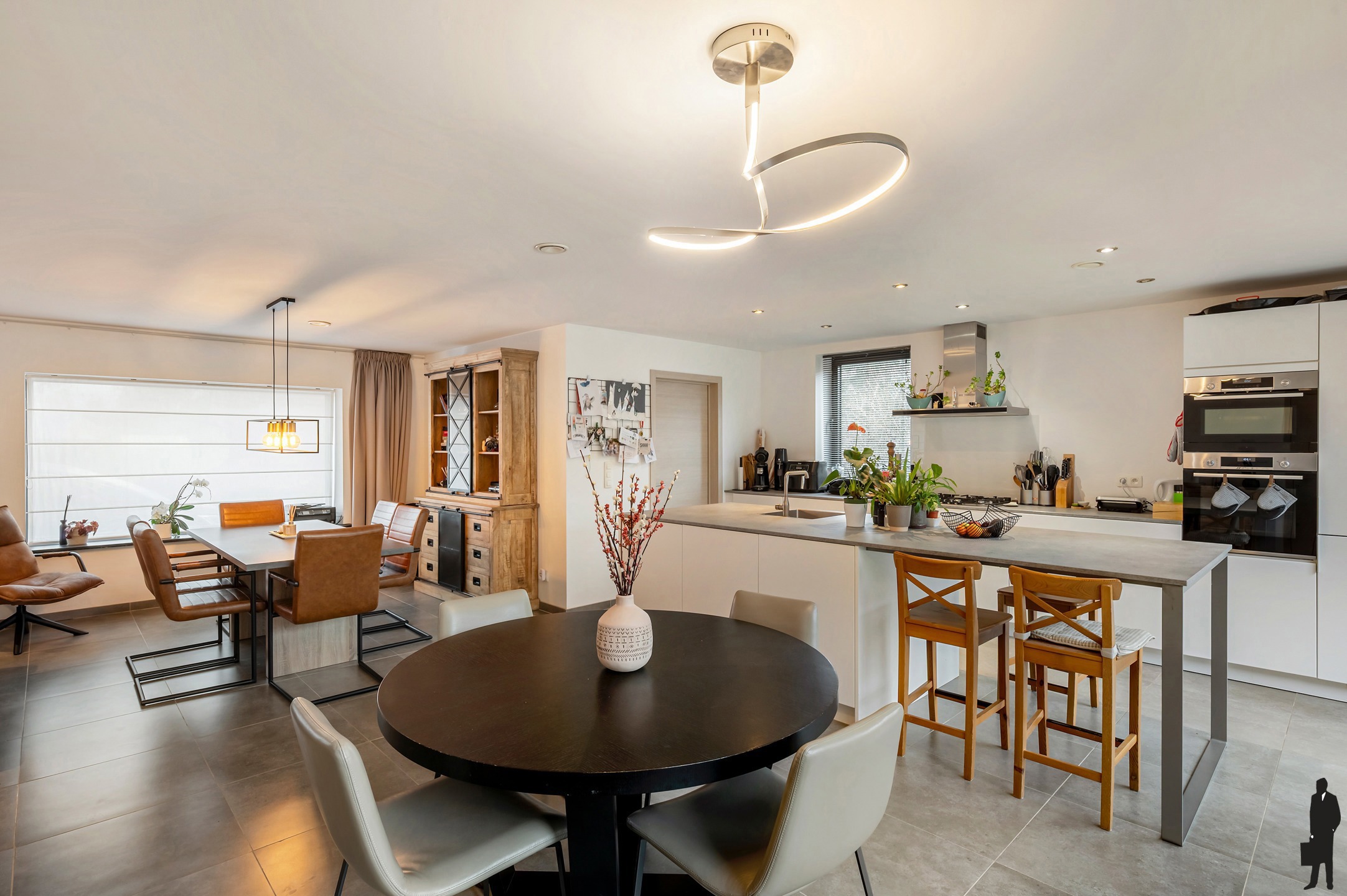 Charmante woning met prachtige tuin - foto 4