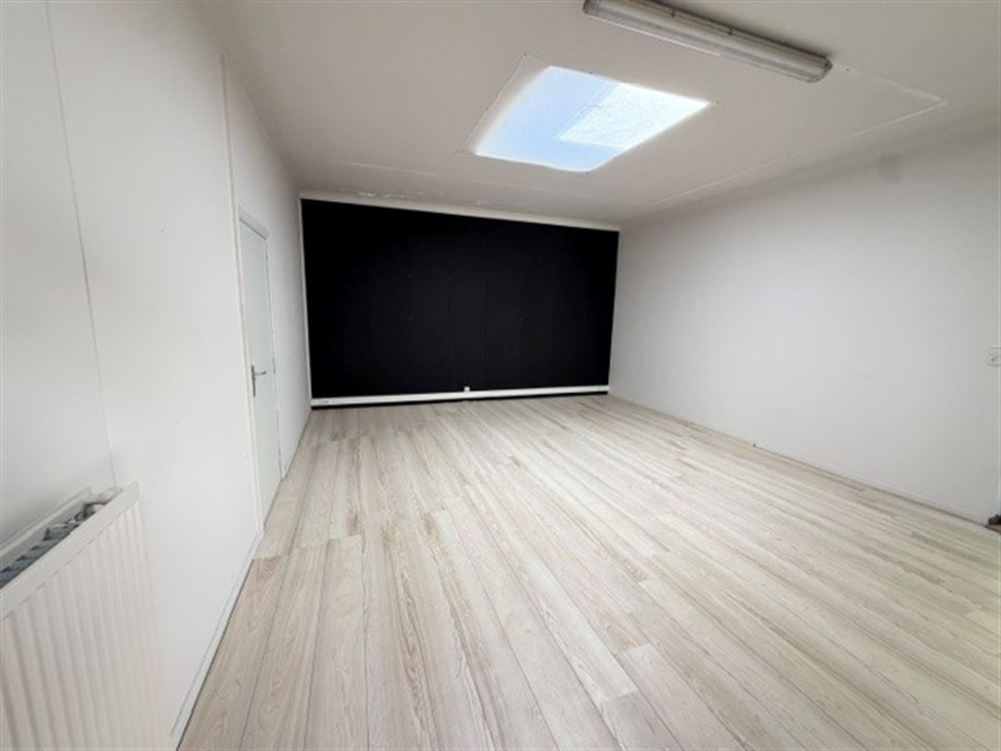 Magazijn met burelen - foto 5