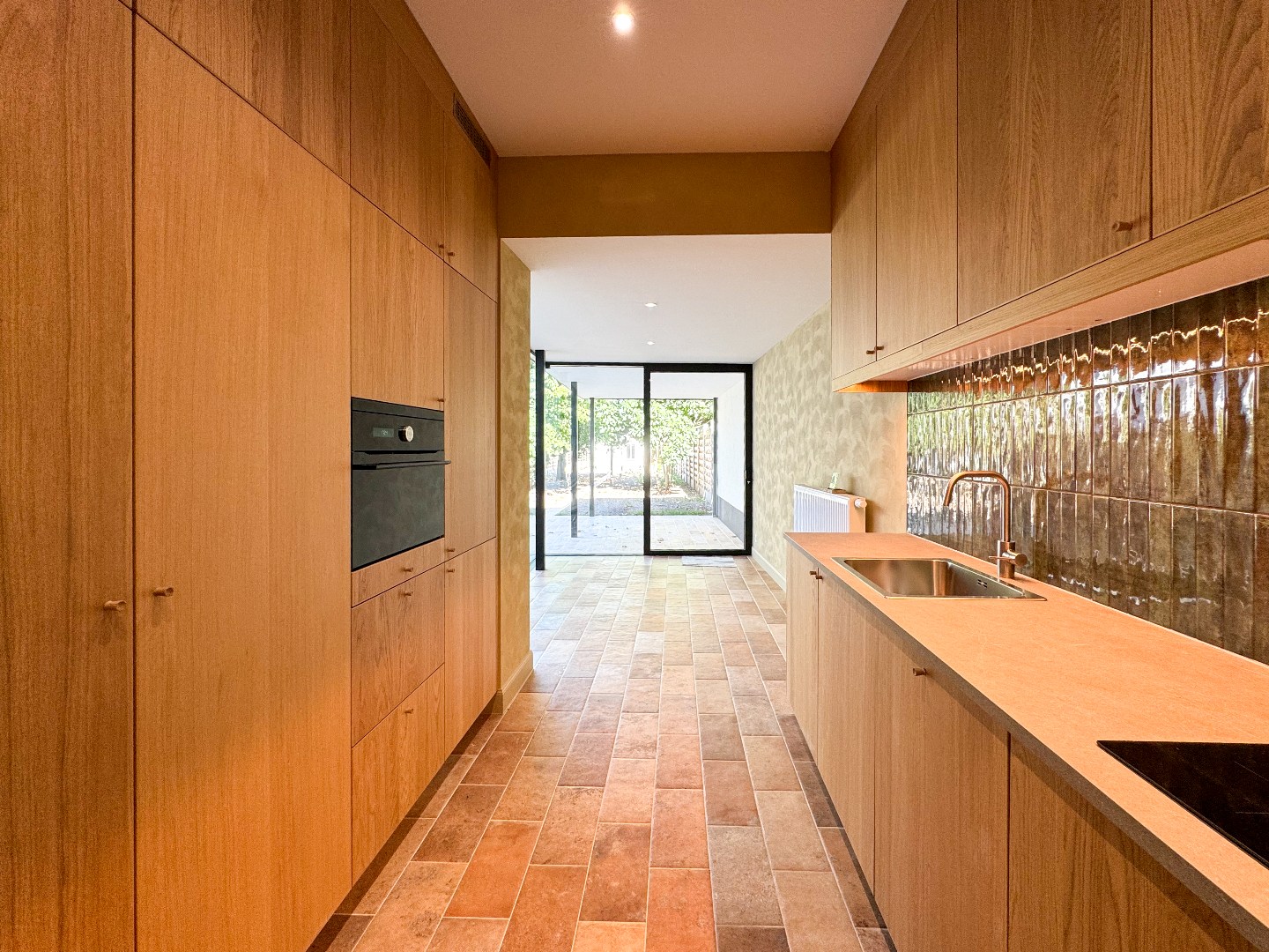 Prachtig gerenoveerde woning met 3 slaapkamers en tuin. - foto 5