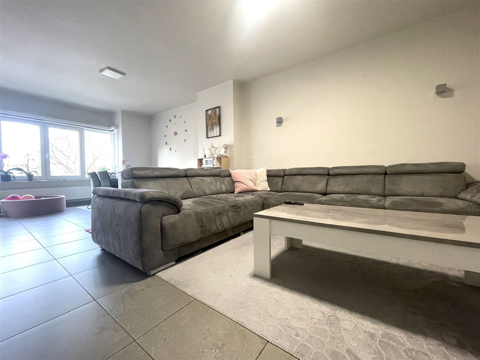 Gezellig en ruim gerenoveerd appartement op wandelafstand van station en centrum - foto 4