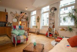 2018 ANTWERP | COZY HOME WITH TWO TO THREE BEDROOMS | EPC C |Layout as follows : ground floor - entrance hall - practice room (possible to transform...